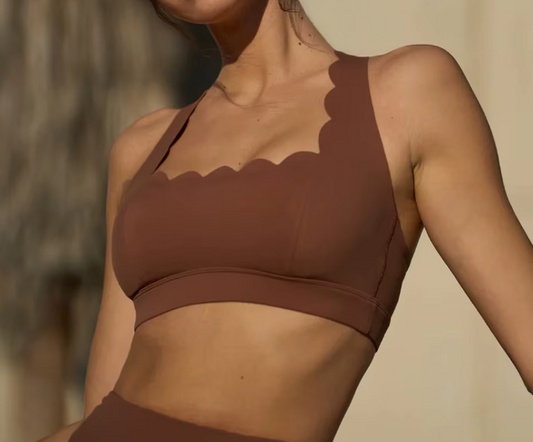 Brassière croisée Festonnée Flor- Maintien & Elégance - Lilas ou Marron